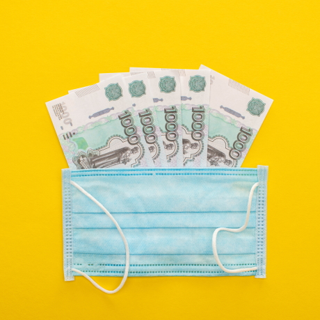Нельзя оплачивать средствами ОМС зарплату медработнику, чья должность не указана в номенклатуре должностей | Новости: ГАРАНТ